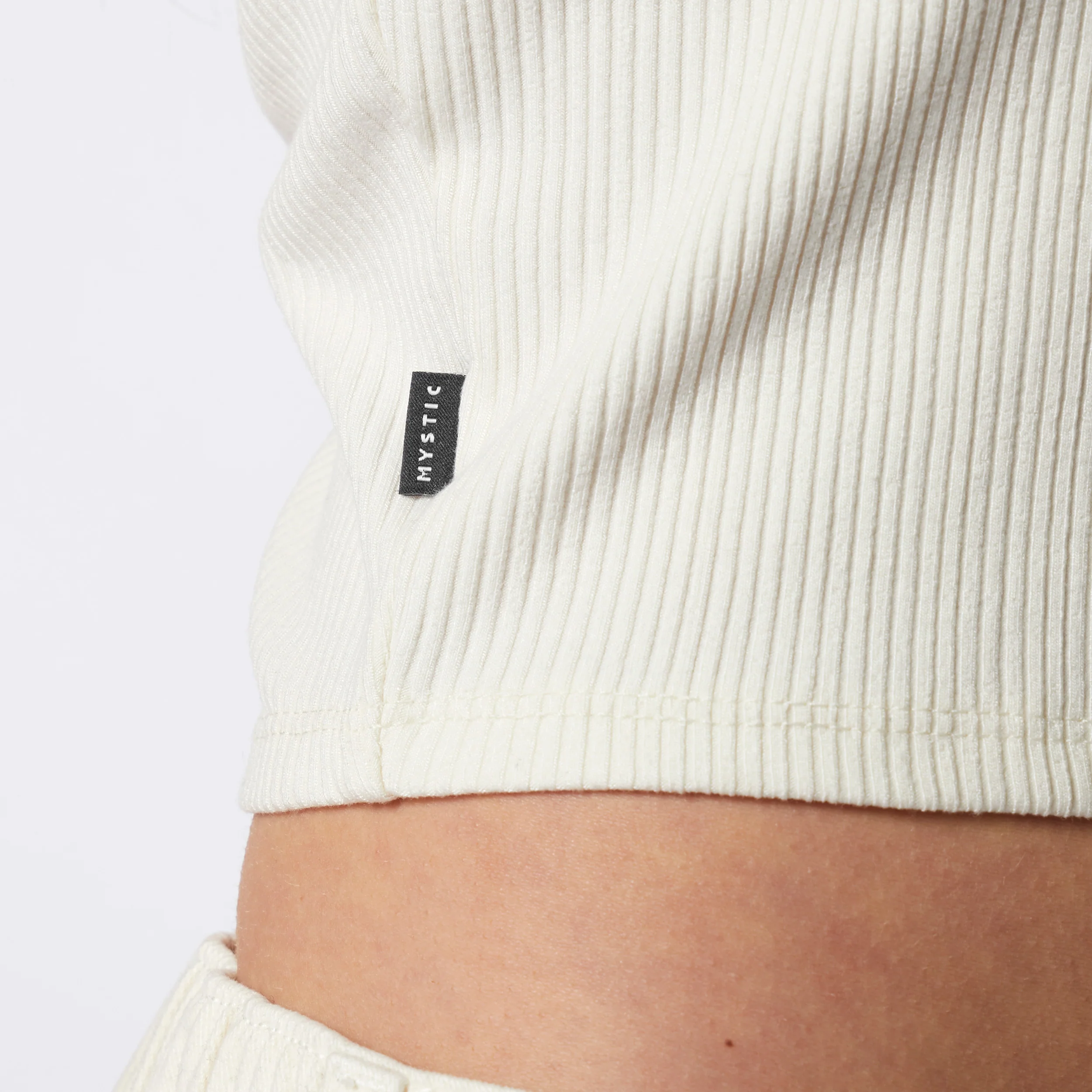 Amber Singlet - Image 8