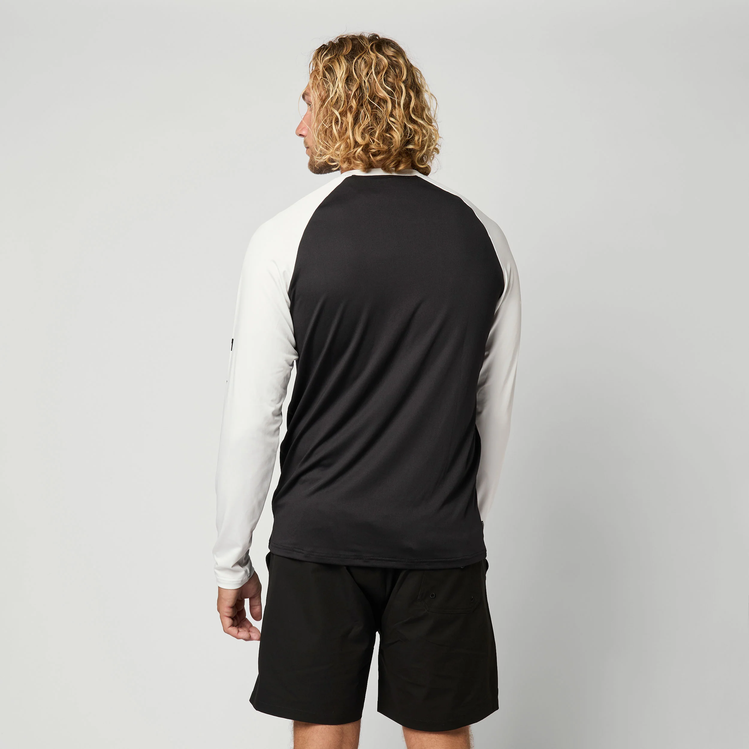 Bolt L/S Quickdry - Image 6