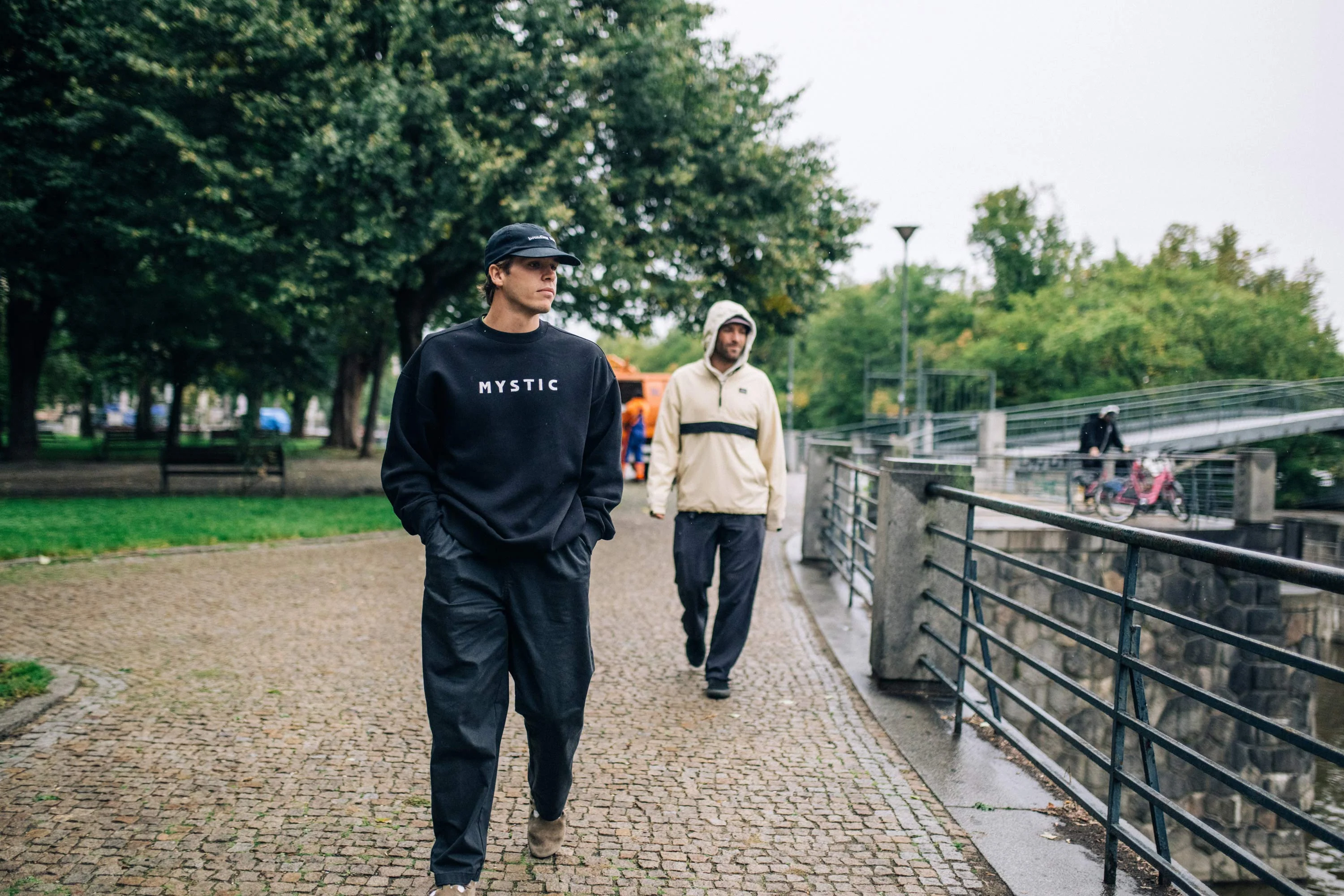 Brand Crew Sweat - Image 54