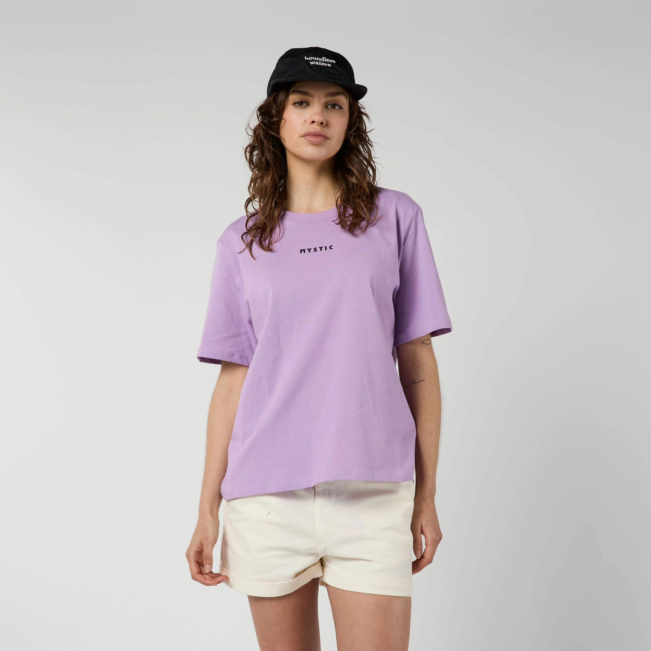 Brand Seasonal Tee Women - Image 9