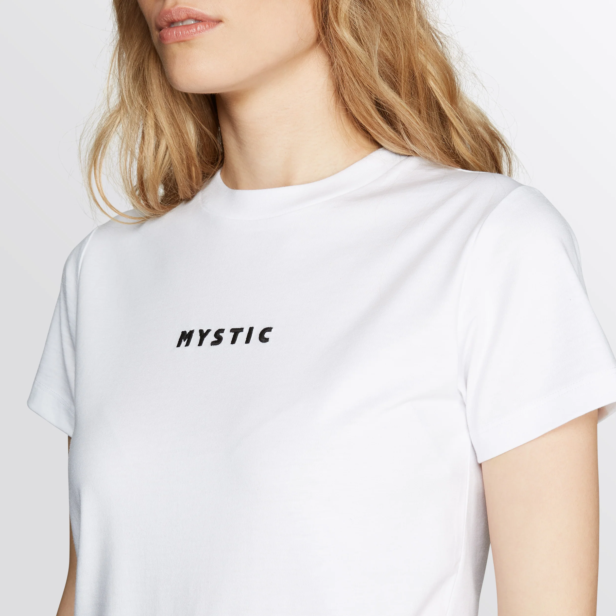 Brand Tee Women - Image 17