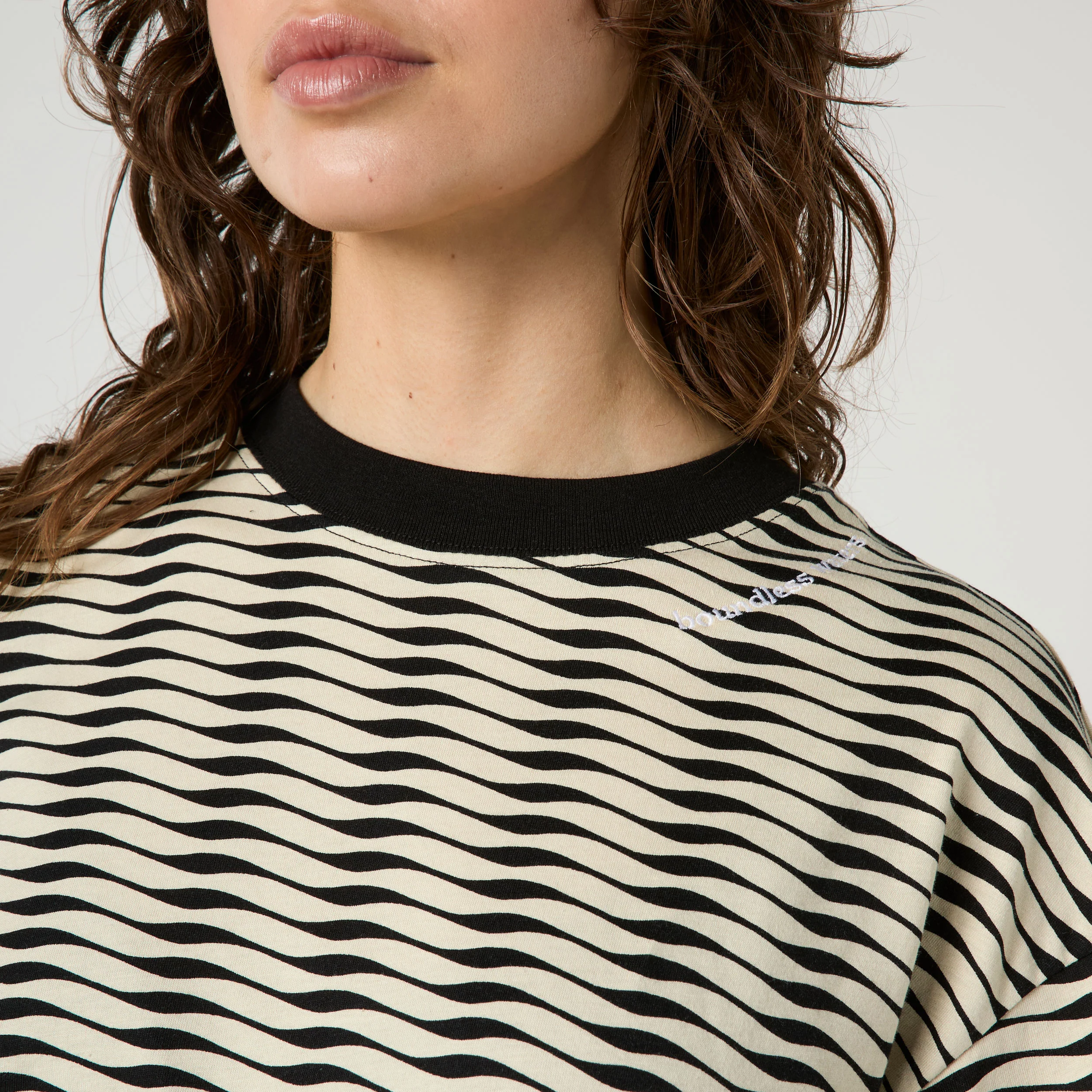 Duet Tee Women - Image 8