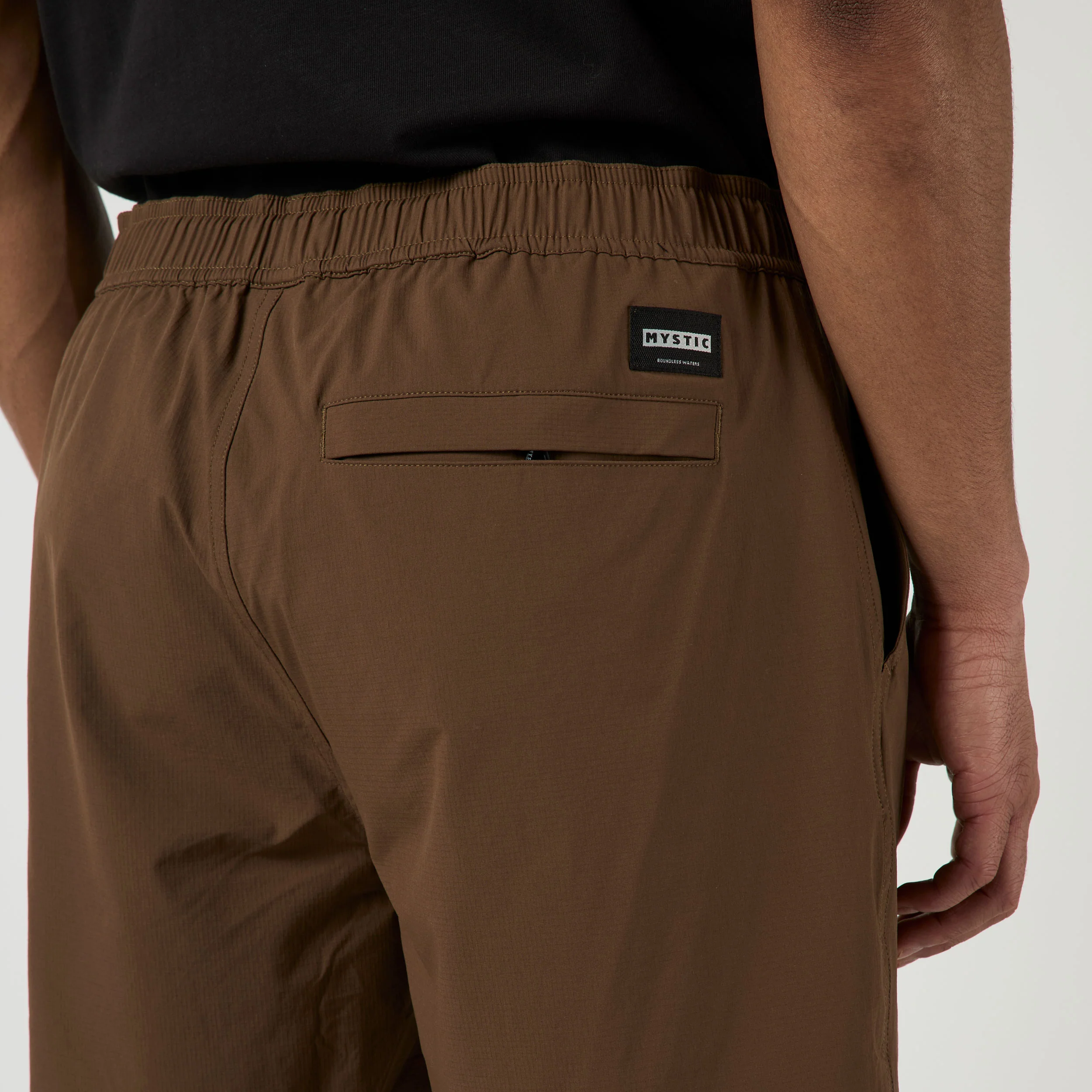 Fusion Hybrid Short - Image 12