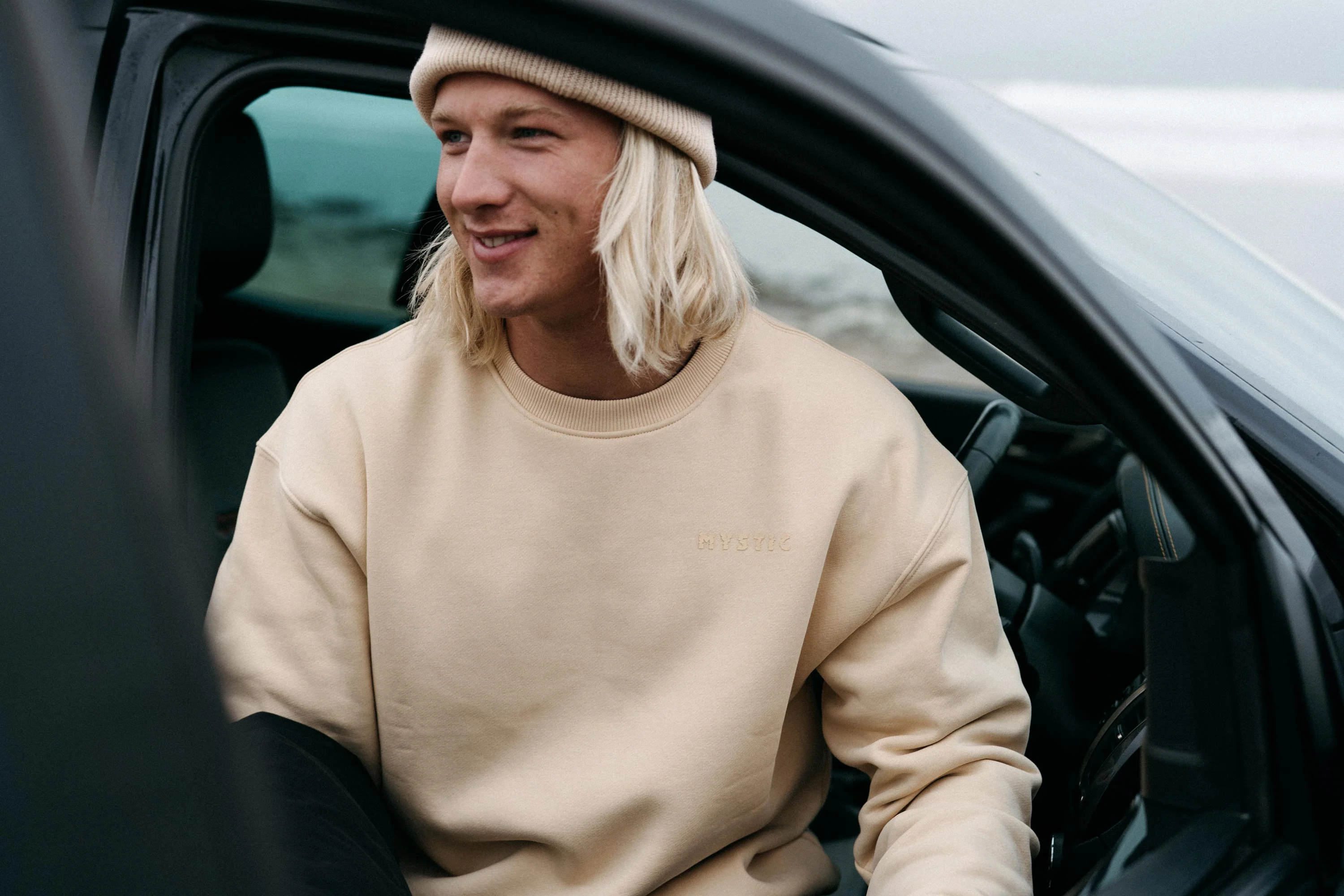 Grit Crew Sweat - Image 8