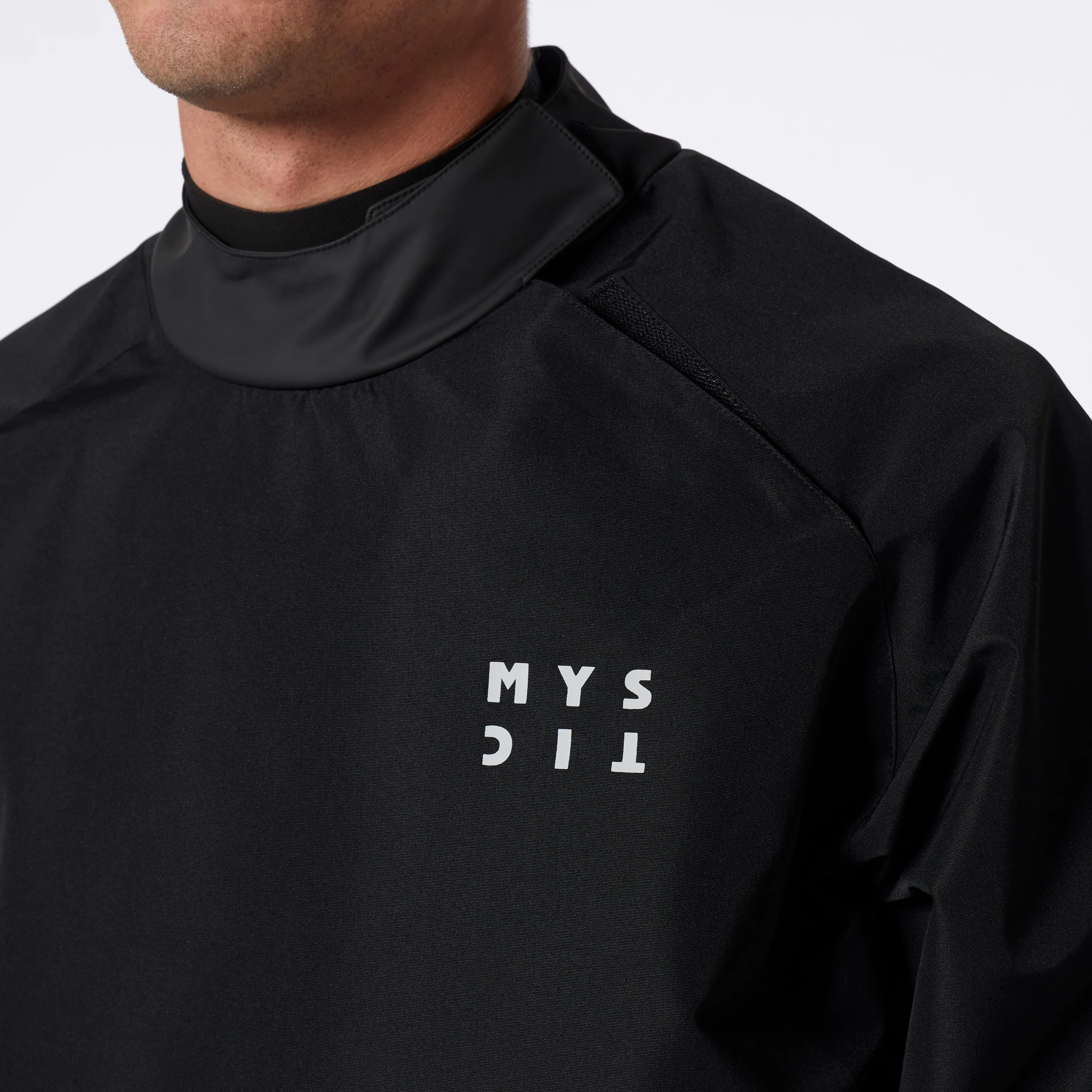 Gust Windbreaker - Image 24