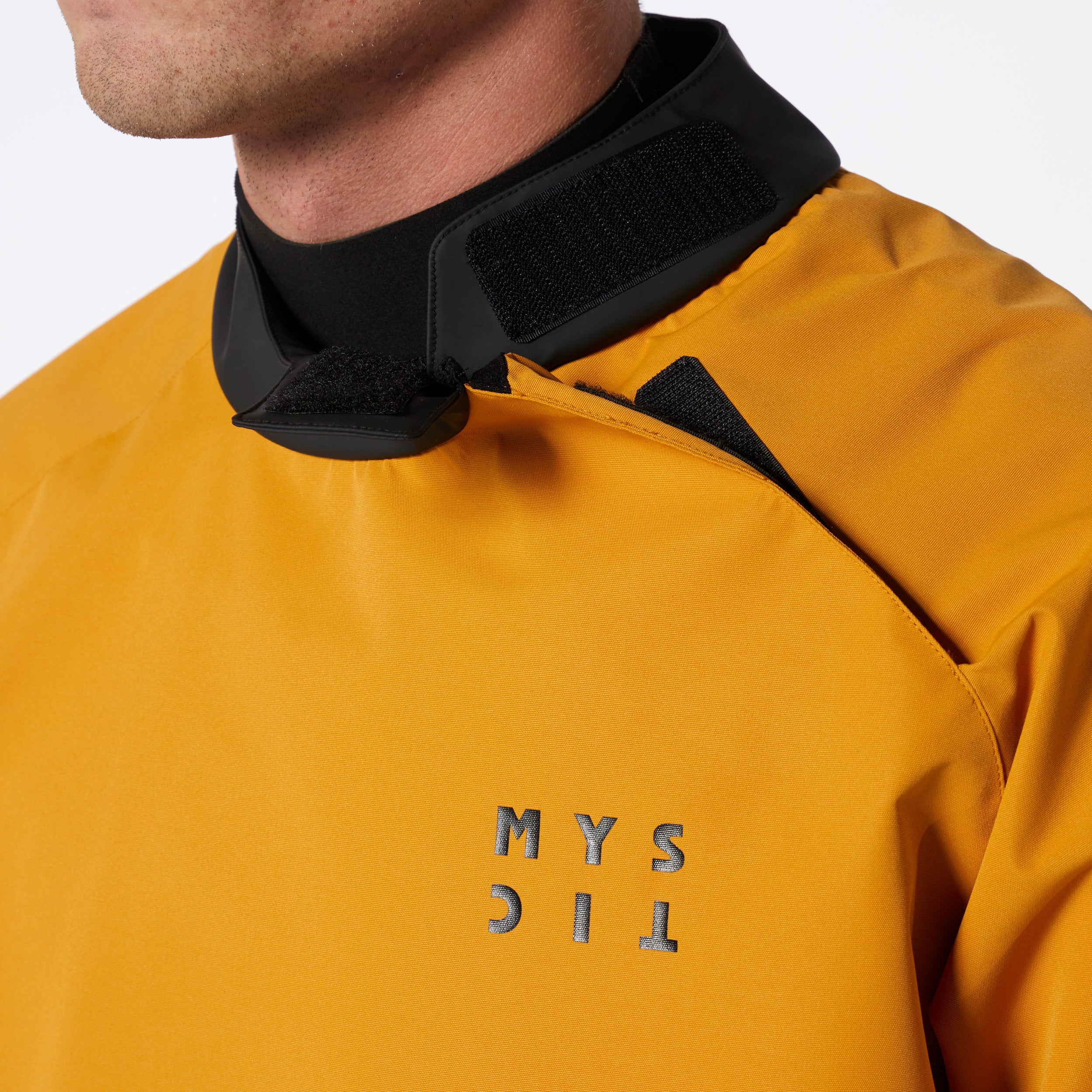 Gust Windbreaker - Image 26