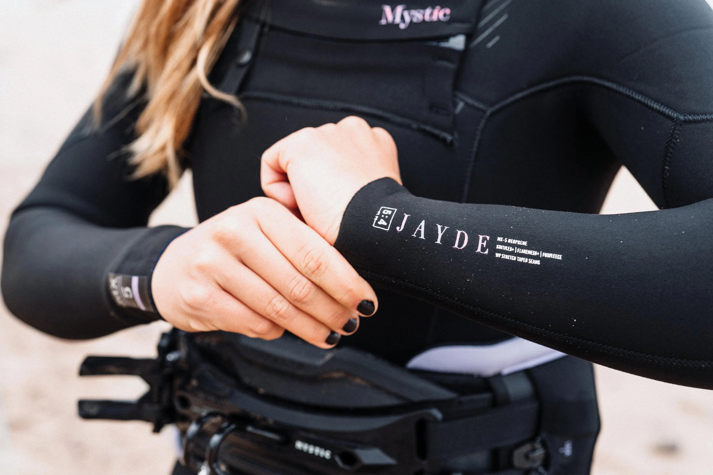 Jayde Fullsuit 5/4mm Double Fzip Women - Image 9
