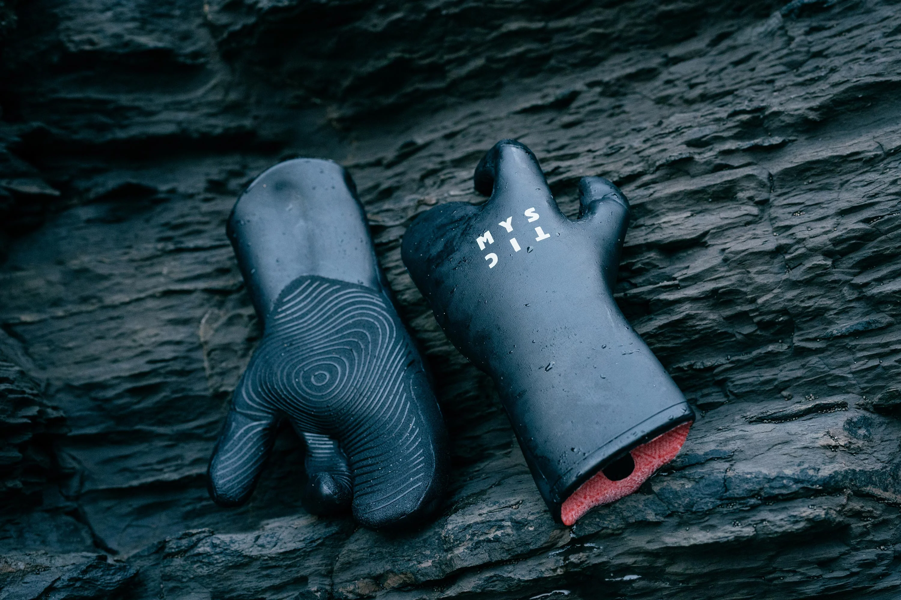 Supreme Glove 5mm Lobster - Image 4