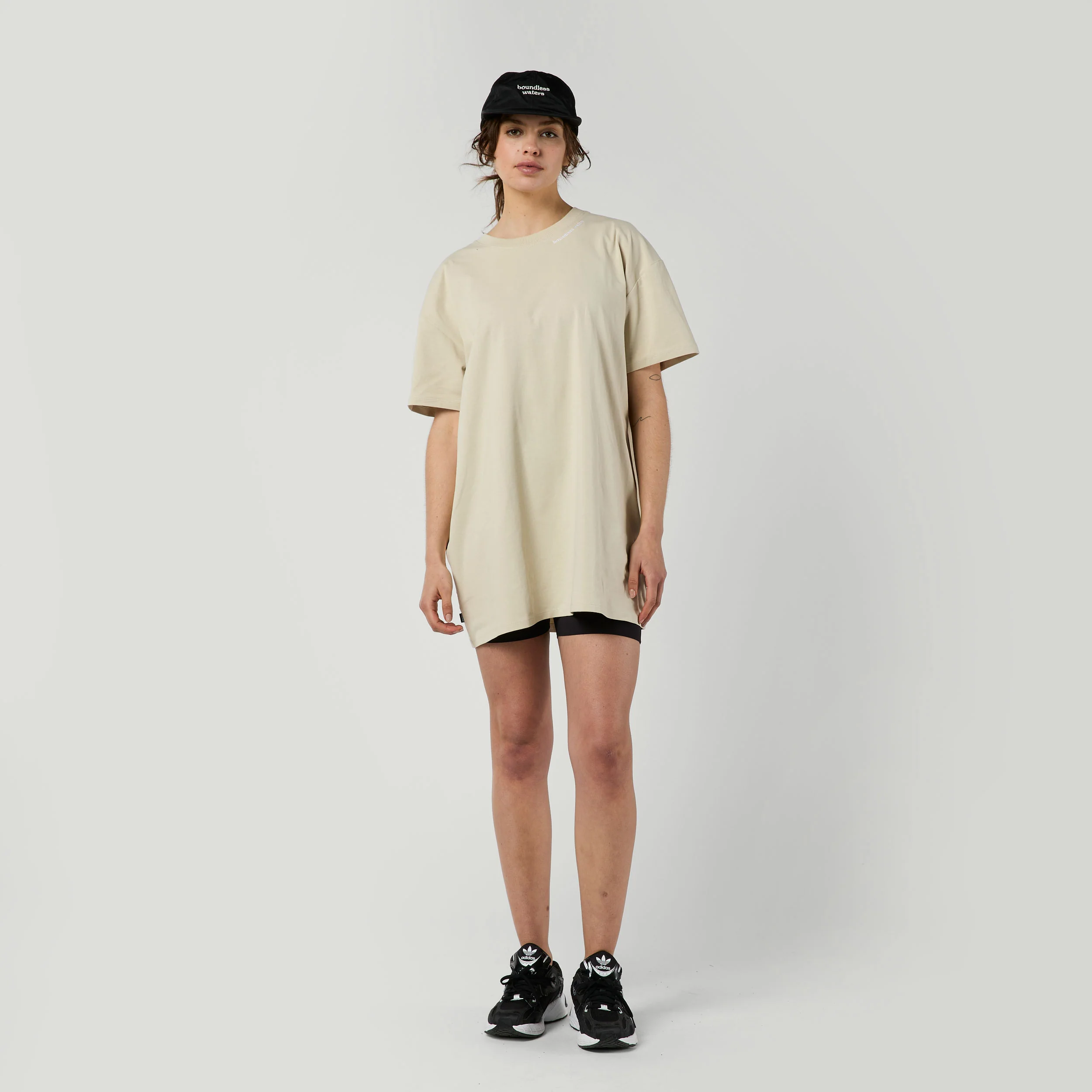 Surrender Long Tee Women - Image 3