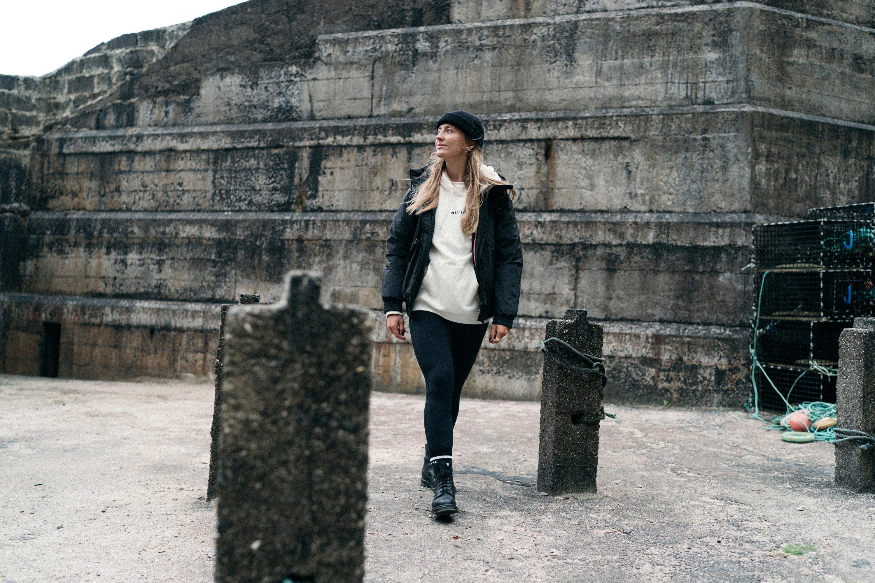 The Hooded Bomber - Image 10