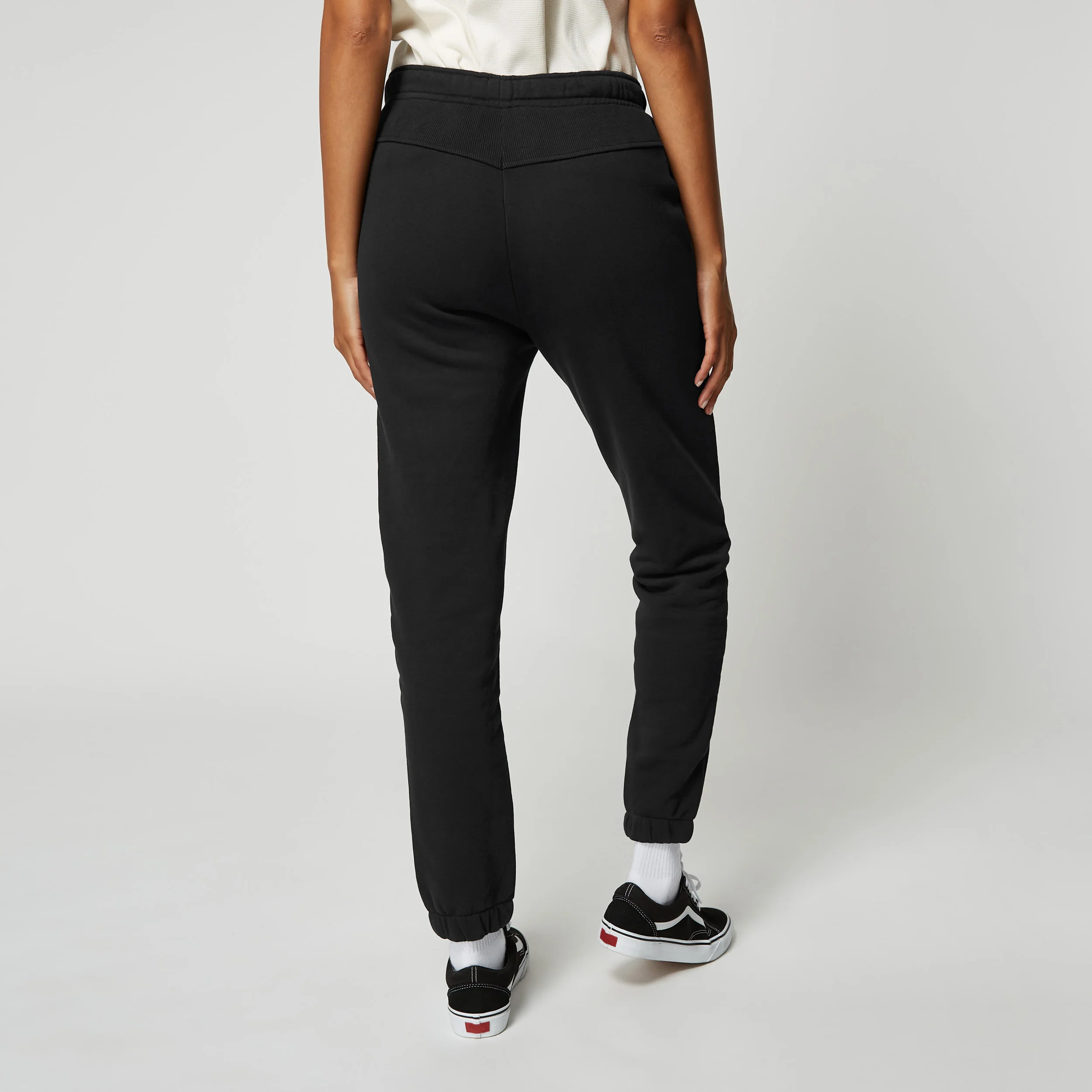 The Jogger Pant - Image 11