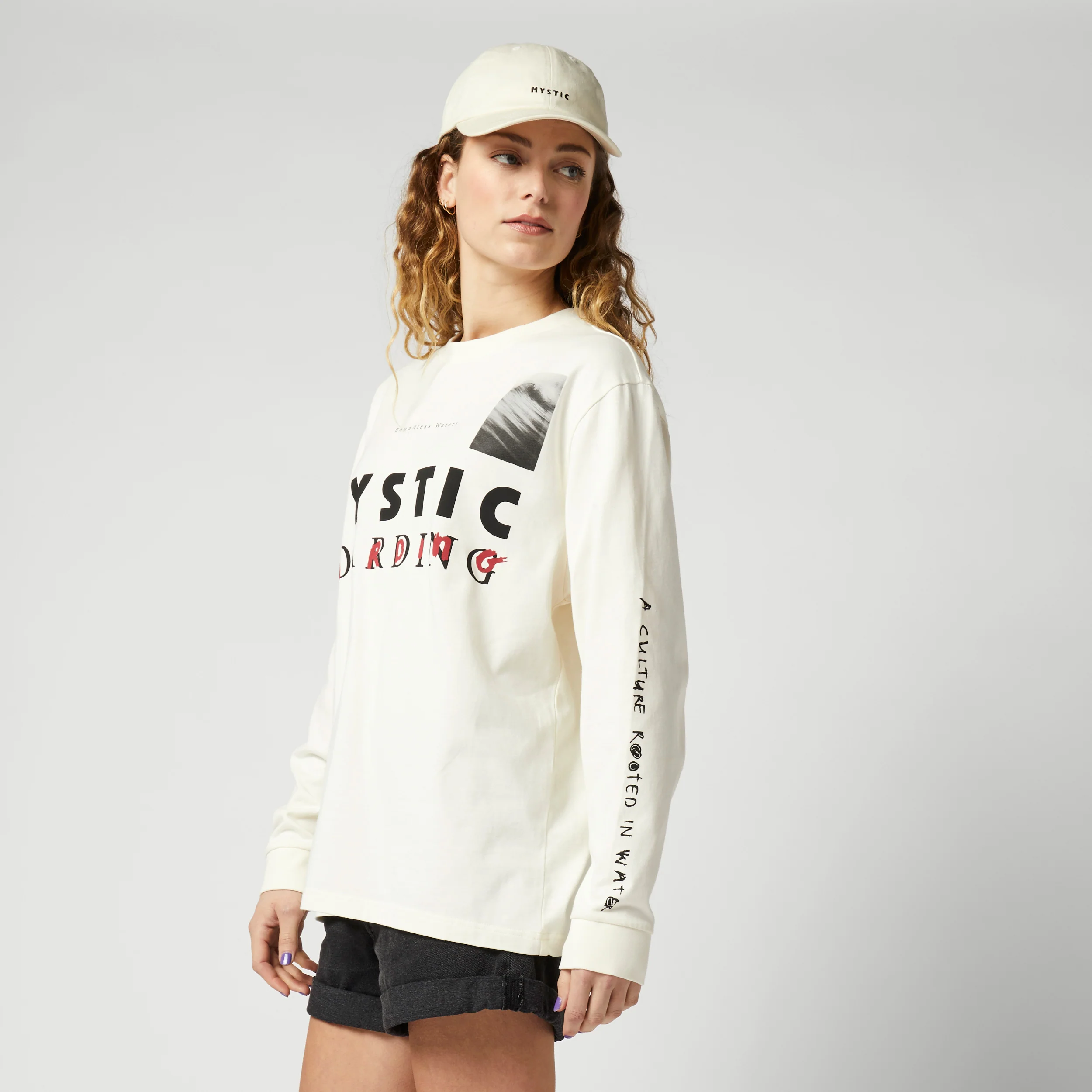 Trace Crew Tee Women - Image 4